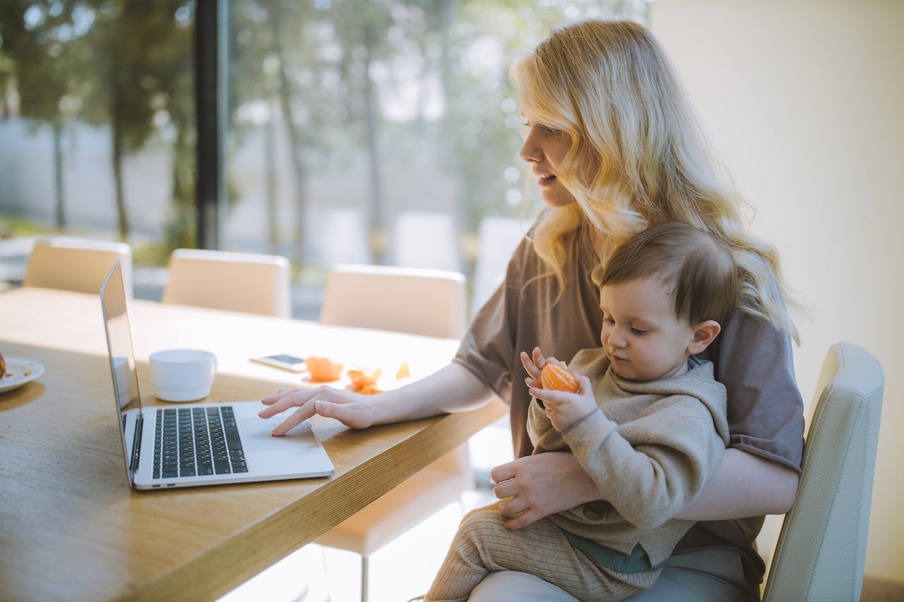 Mamme e lavoro: in loro aiuto arriva Promama